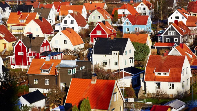 Bild från ovan på hus i villasamhället Sävedalen.